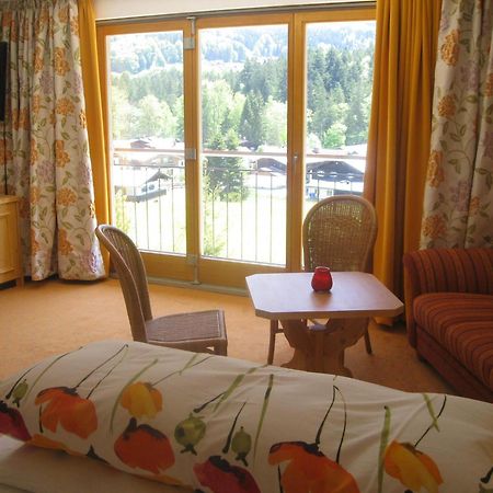 Tourist Hotel Boehm Schoenau am Koenigsee Exterior photo