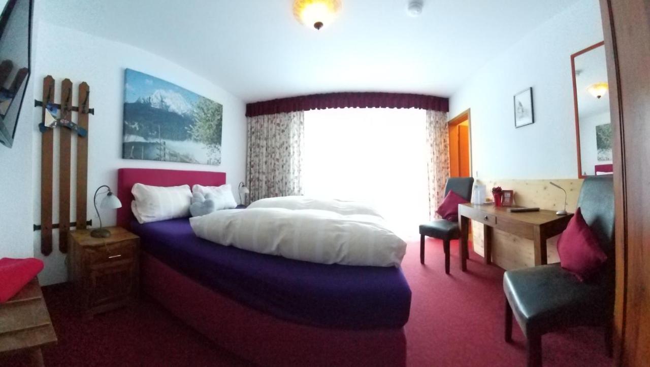 Tourist Hotel Boehm Schoenau am Koenigsee Exterior photo