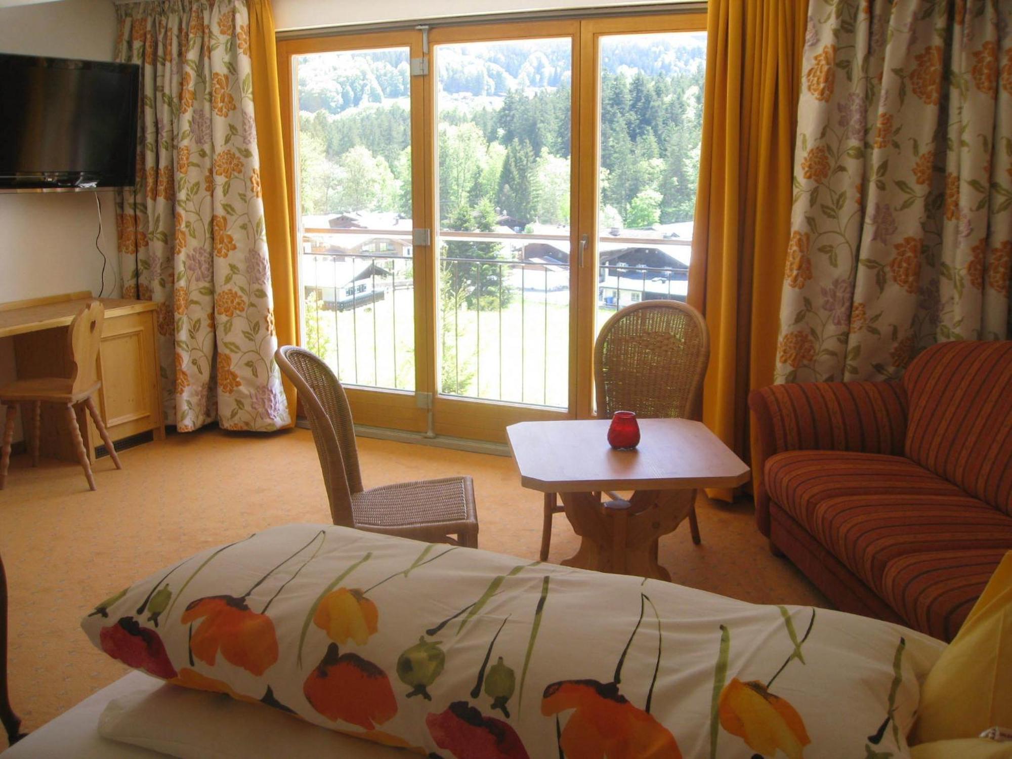 Tourist Hotel Boehm Schoenau am Koenigsee Exterior photo