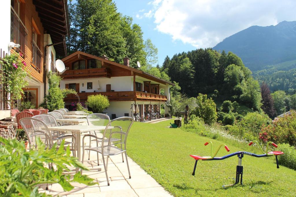 Tourist Hotel Boehm Schoenau am Koenigsee Room photo